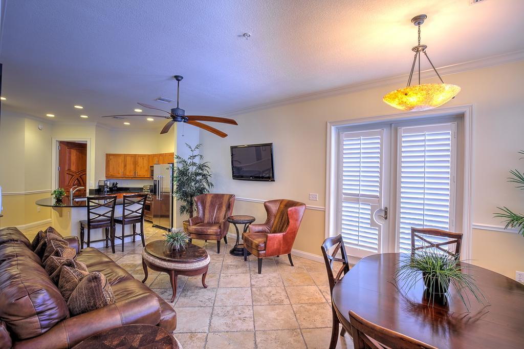 Key West Harbour Oceanfront Suites Værelse billede