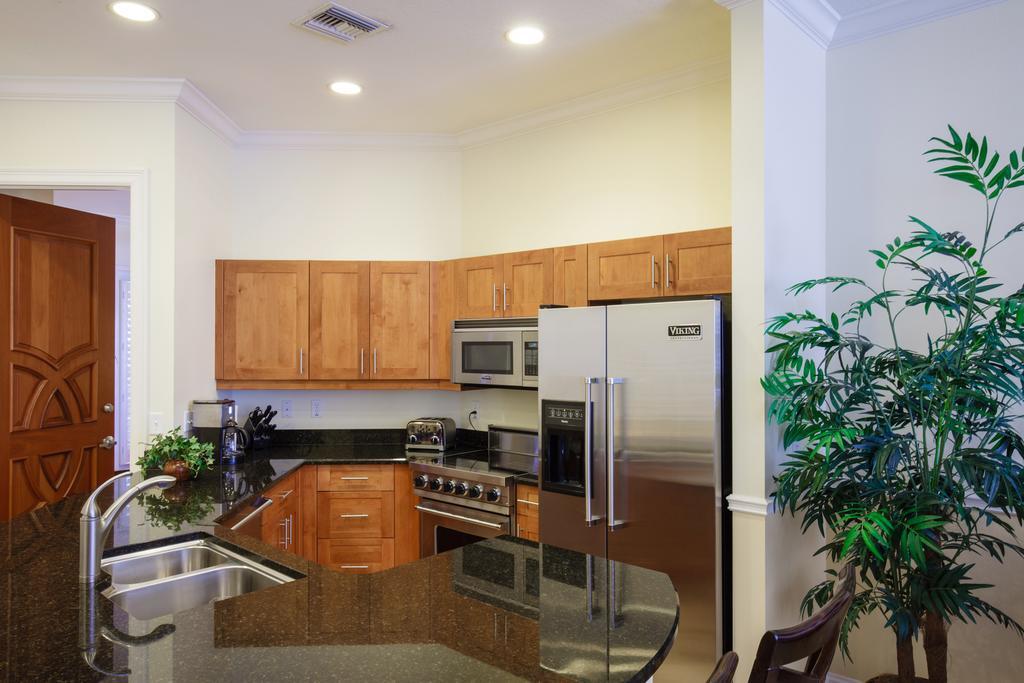 Key West Harbour Oceanfront Suites Værelse billede